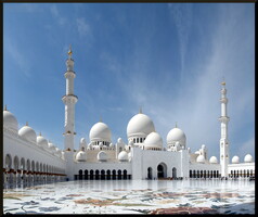 Wielki meczet Szejka Zayed'a - wewnętrzny dziedziniec