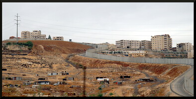 Mur "bezpieczeństwa" przedzielający Jerozolimę